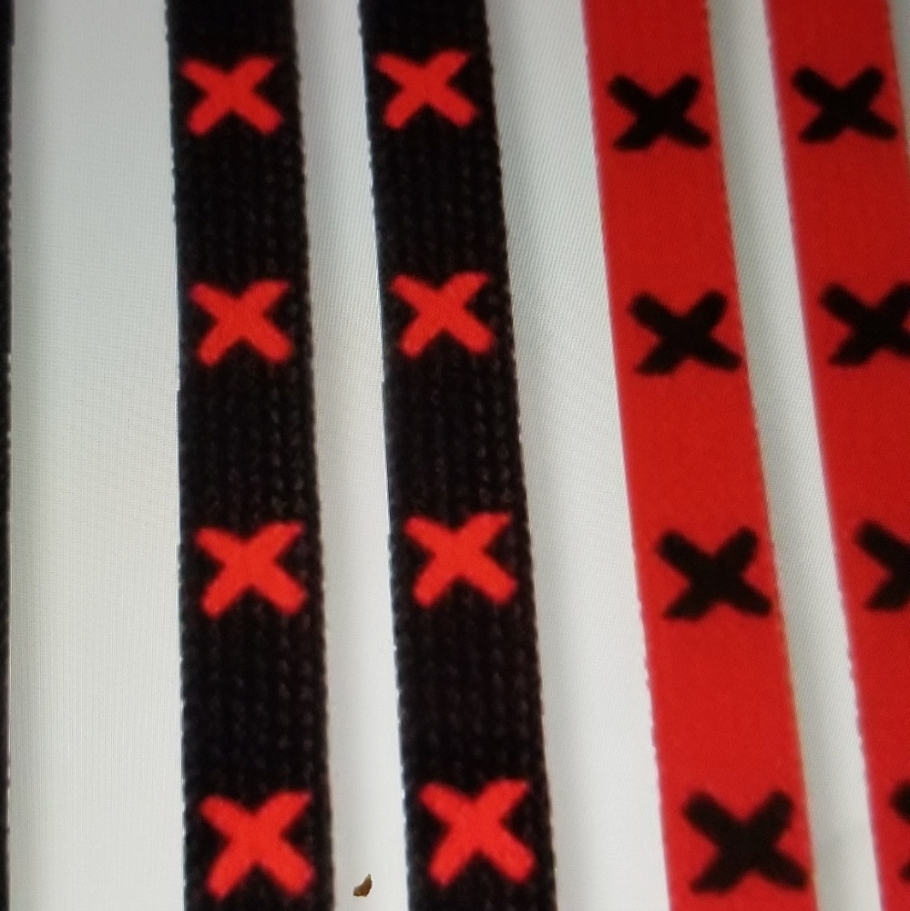 Fashion Cross Shoelaces ** Unisex